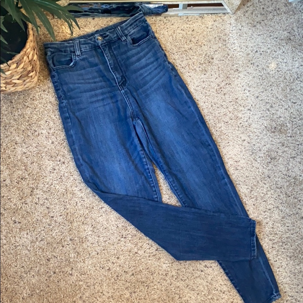 High Waisted American Eagle Jeggings